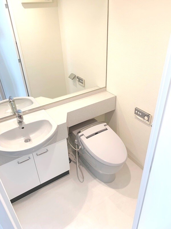 ドゥーエ学芸大学の物件内観写真