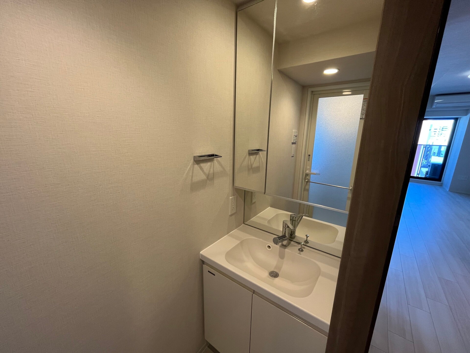 ワンルーフレジデンス上野御徒町の物件内観写真