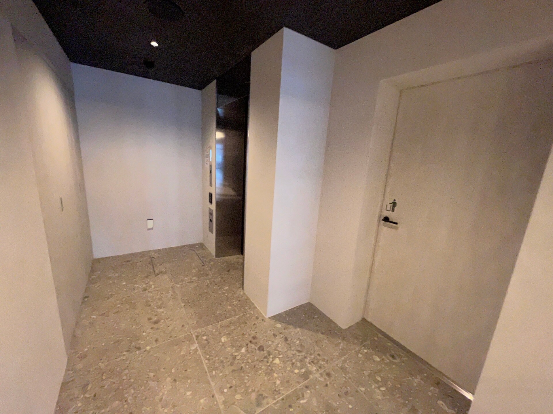 ワンルーフレジデンス上野御徒町の物件内観写真