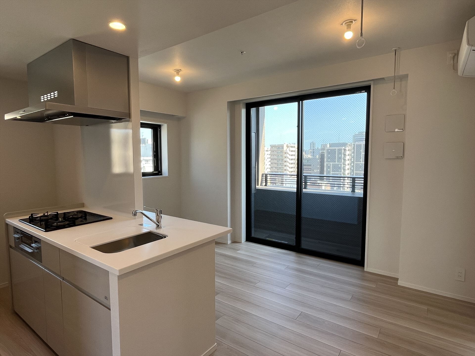 シーズンフラッツ新御徒町の物件内観写真