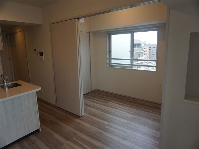 コンフォリア新御徒町の物件内観写真