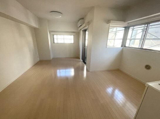 ラグジュアリーアパートメント御徒町の物件内観写真