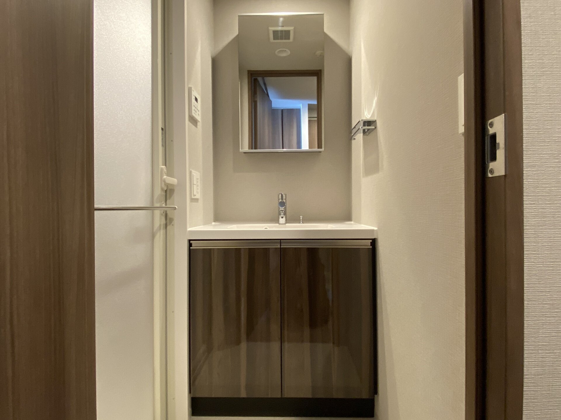 クレストコート町屋の物件内観写真