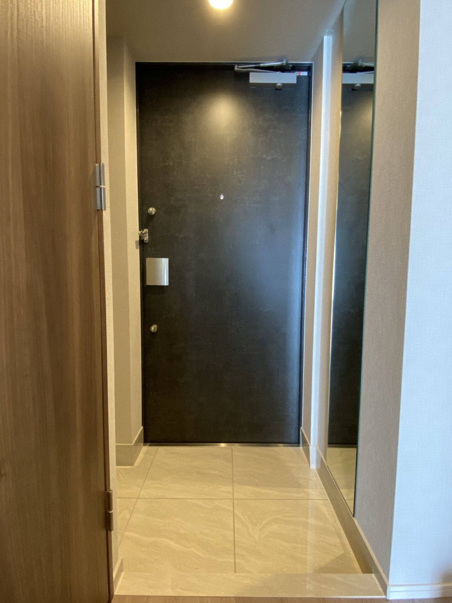 クレストコート町屋の物件内観写真