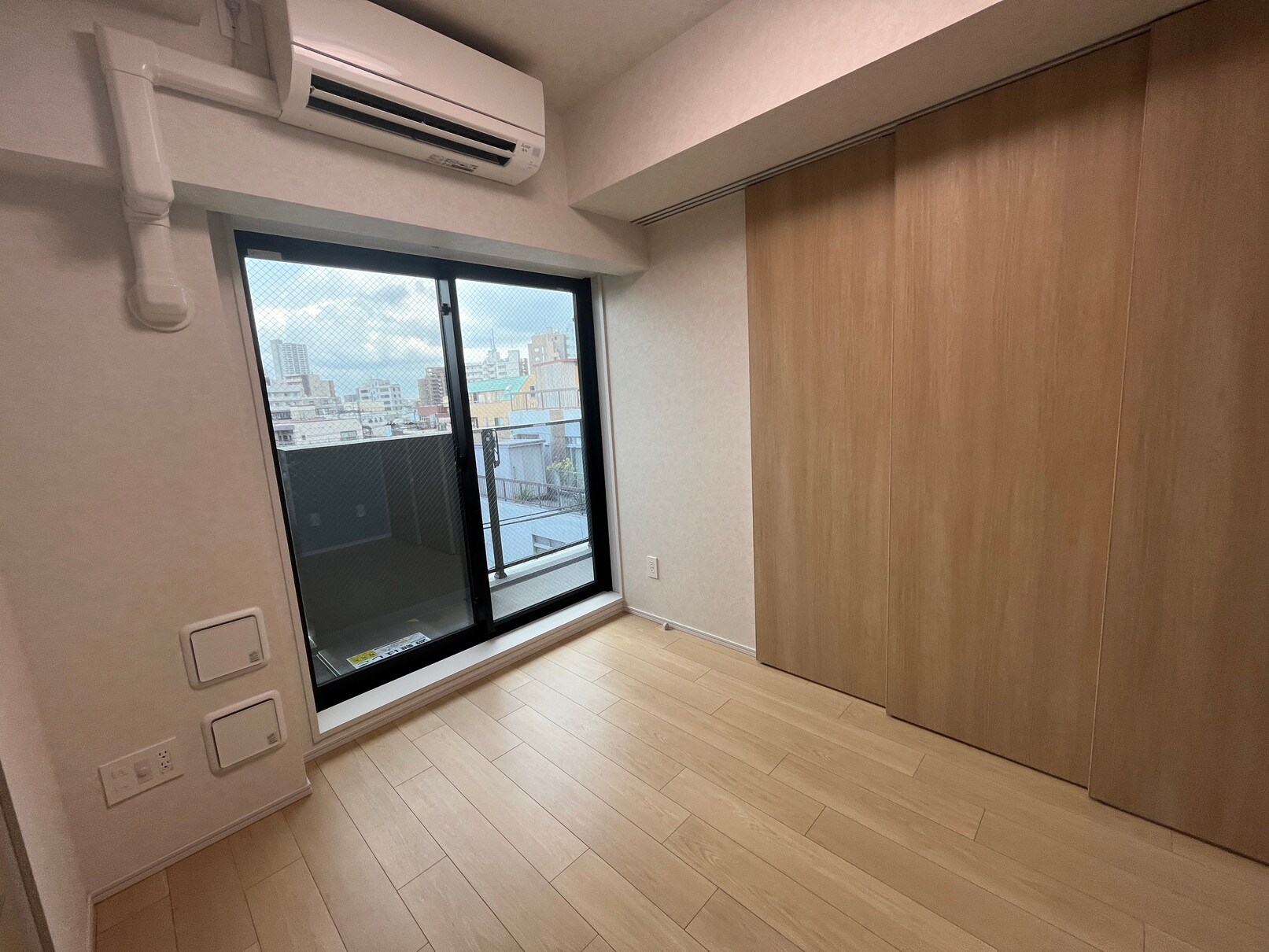 プライムアーバン西日暮里フロントの物件内観写真