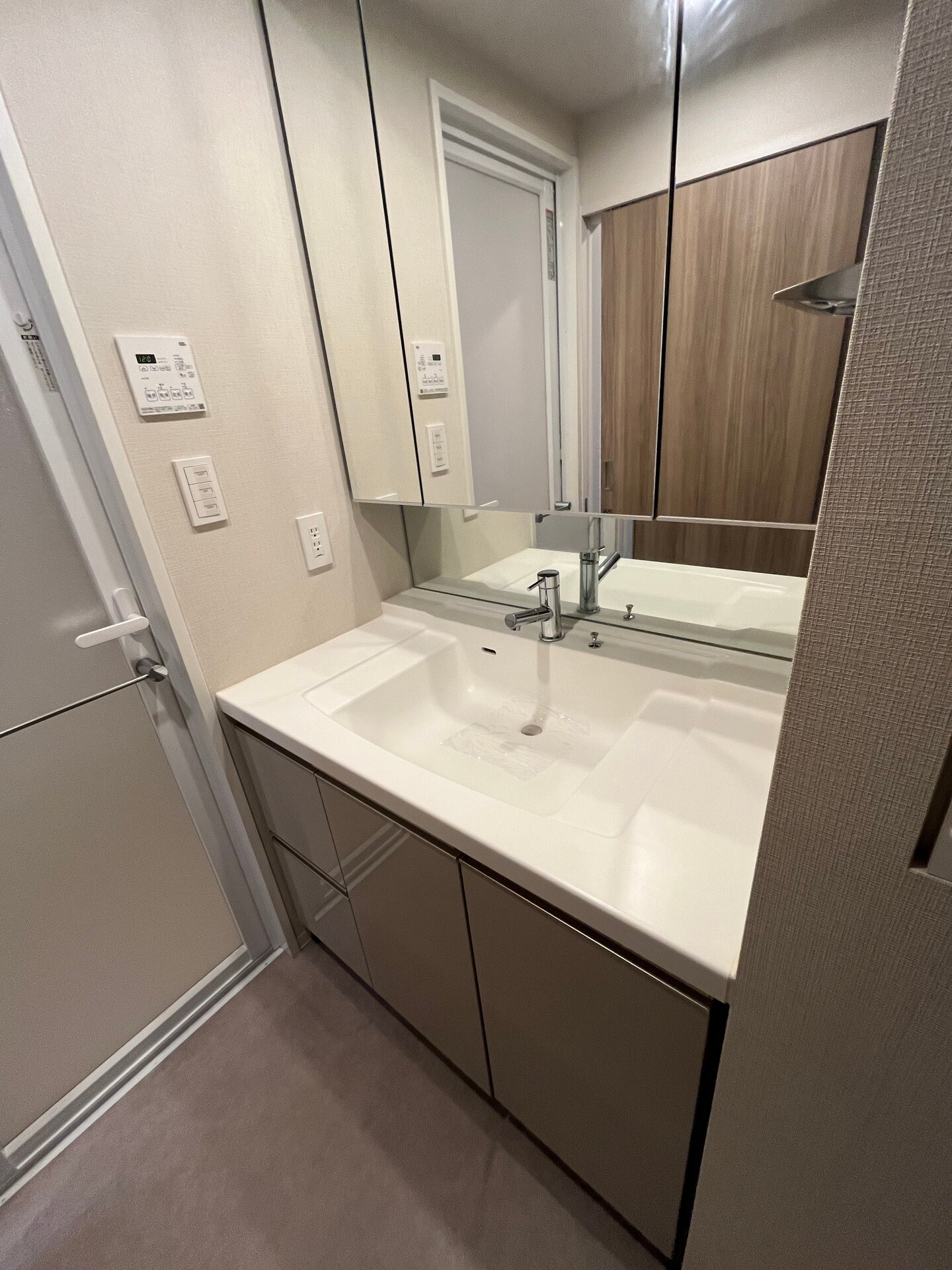 ドゥーエ南千住の物件内観写真