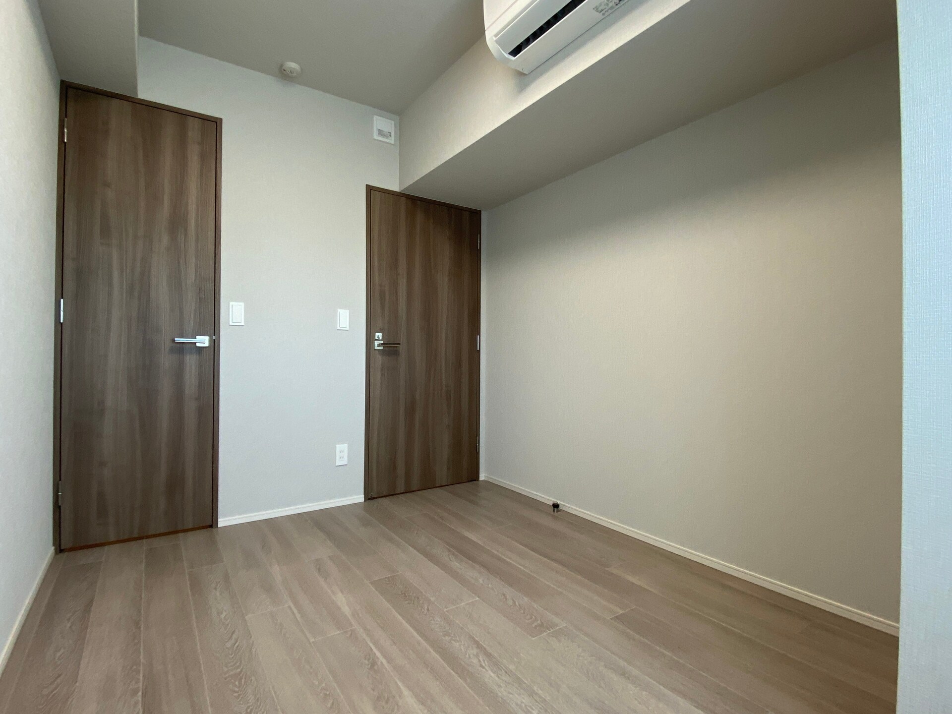 クレストコート町屋の物件内観写真