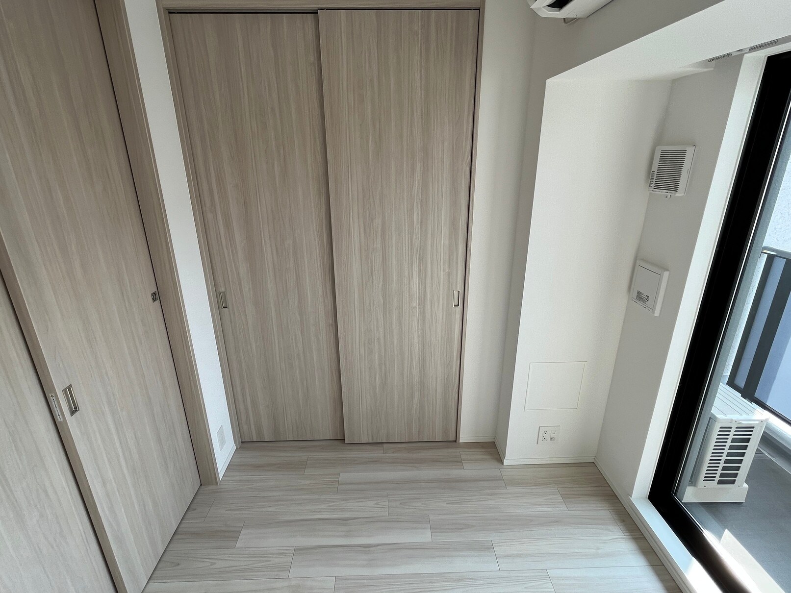 ラティエラ上野入谷の物件内観写真