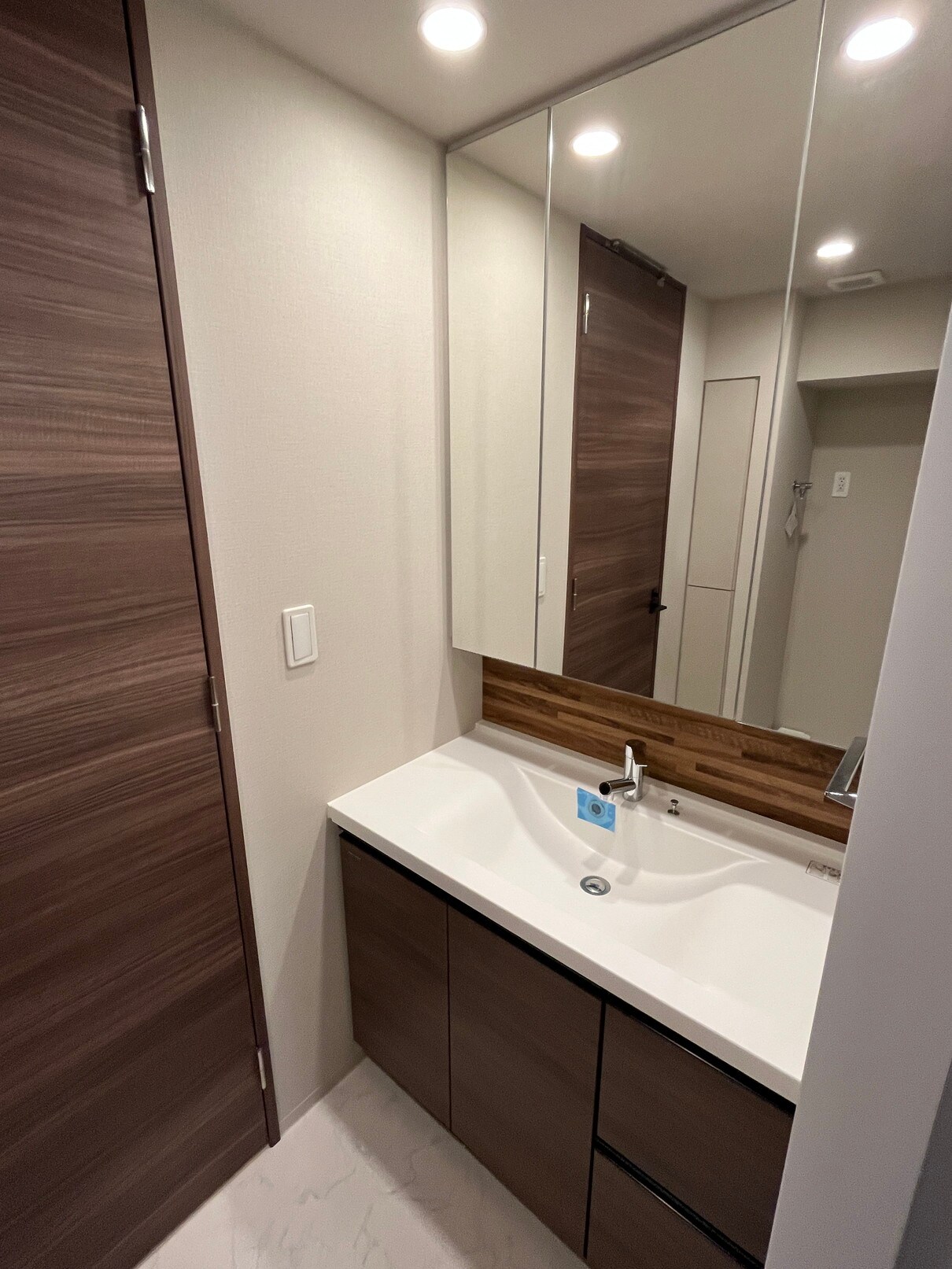 ルジェンテ・バリュ上野根岸の物件内観写真