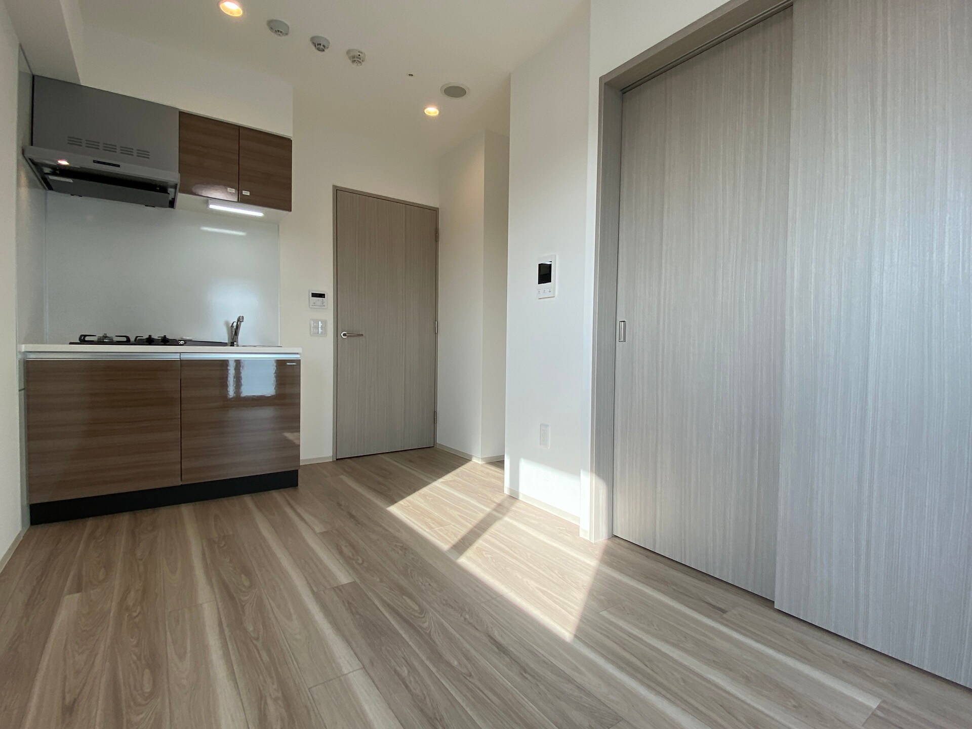 ドゥーエ入谷IIの物件内観写真