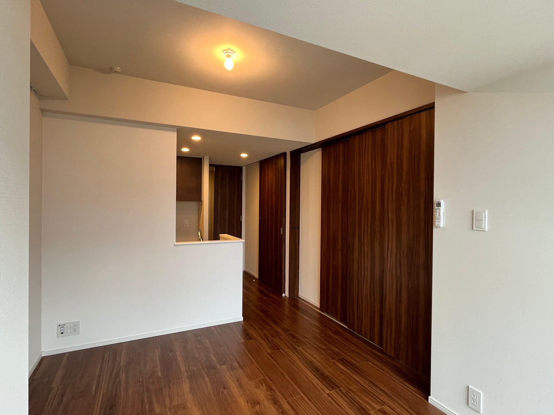 プラウドフラット西日暮里の物件内観写真