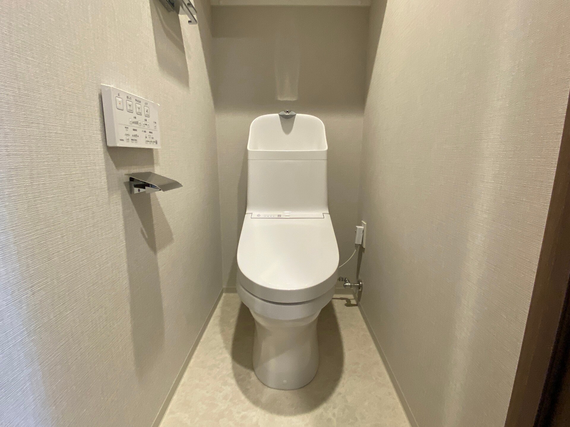 クレストコート町屋の物件内観写真