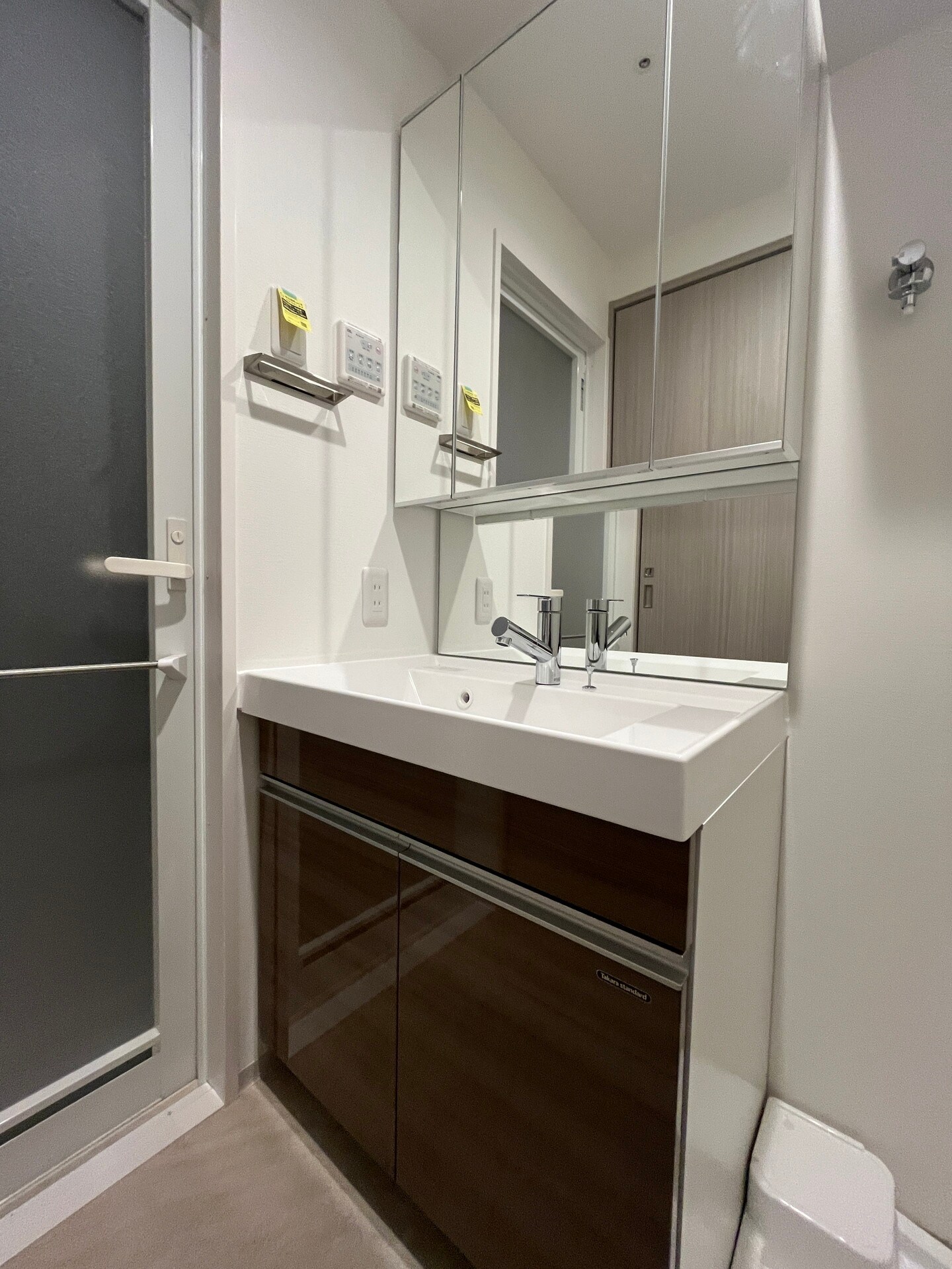 ドゥーエ入谷Iの物件内観写真