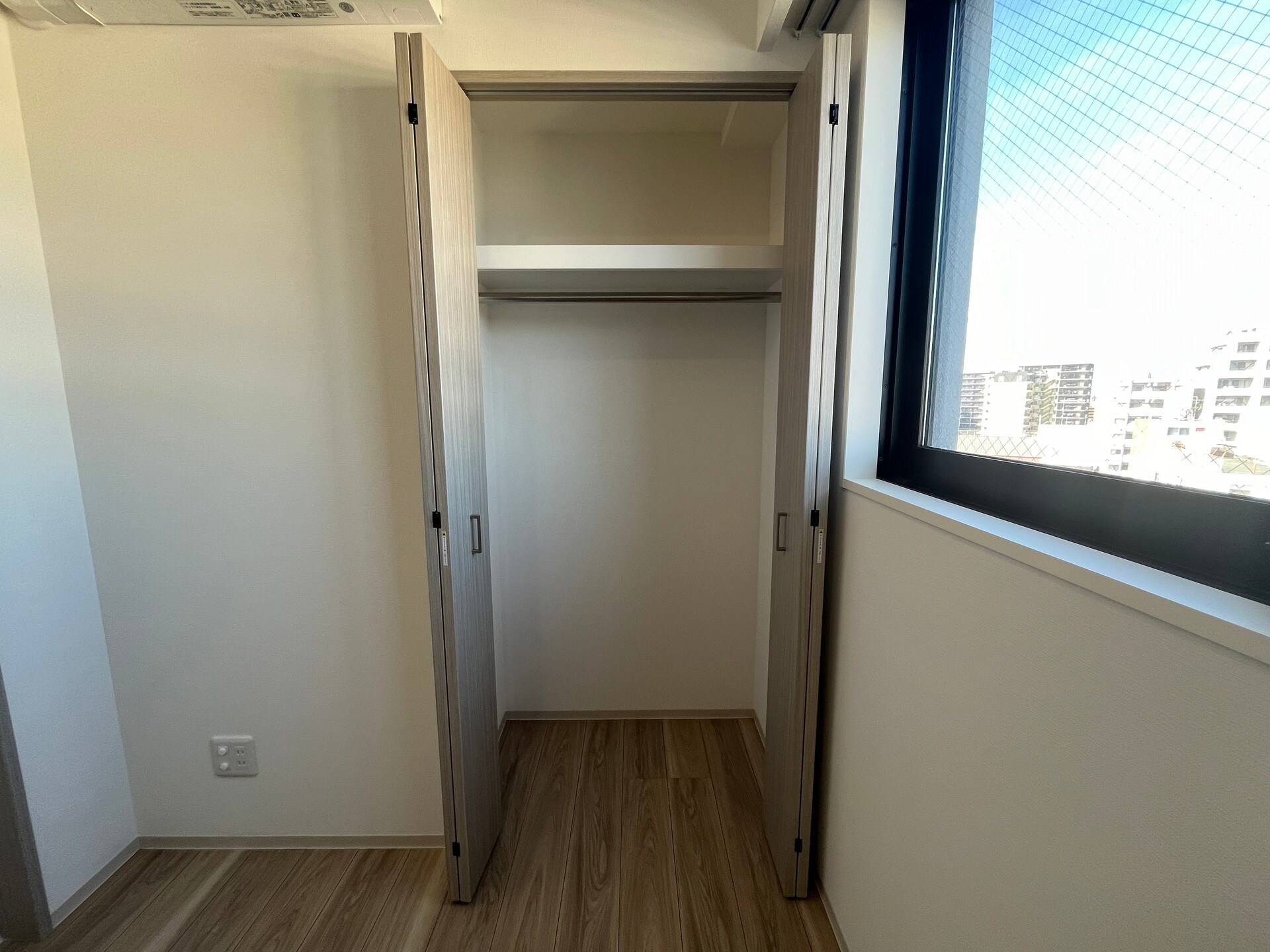 ドゥーエ入谷Iの物件内観写真