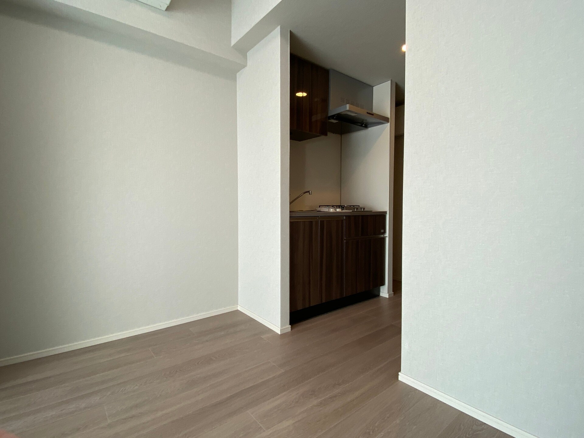 クレストコート町屋の物件内観写真