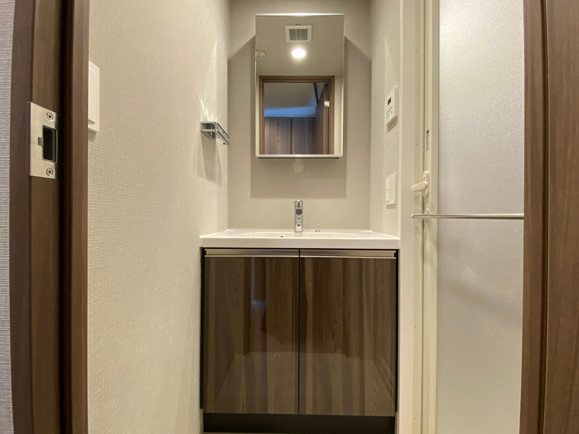 クレストコート町屋の物件内観写真