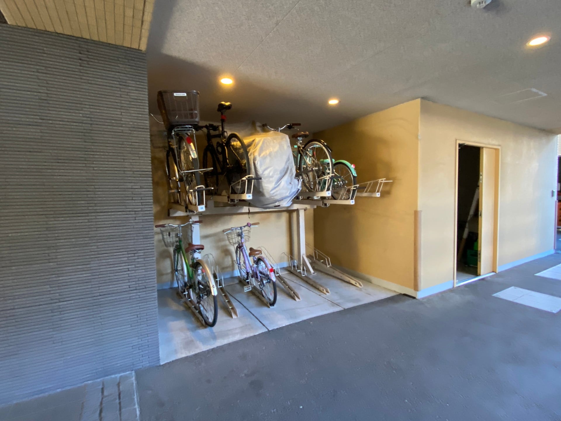 レジディア町屋の物件内観写真