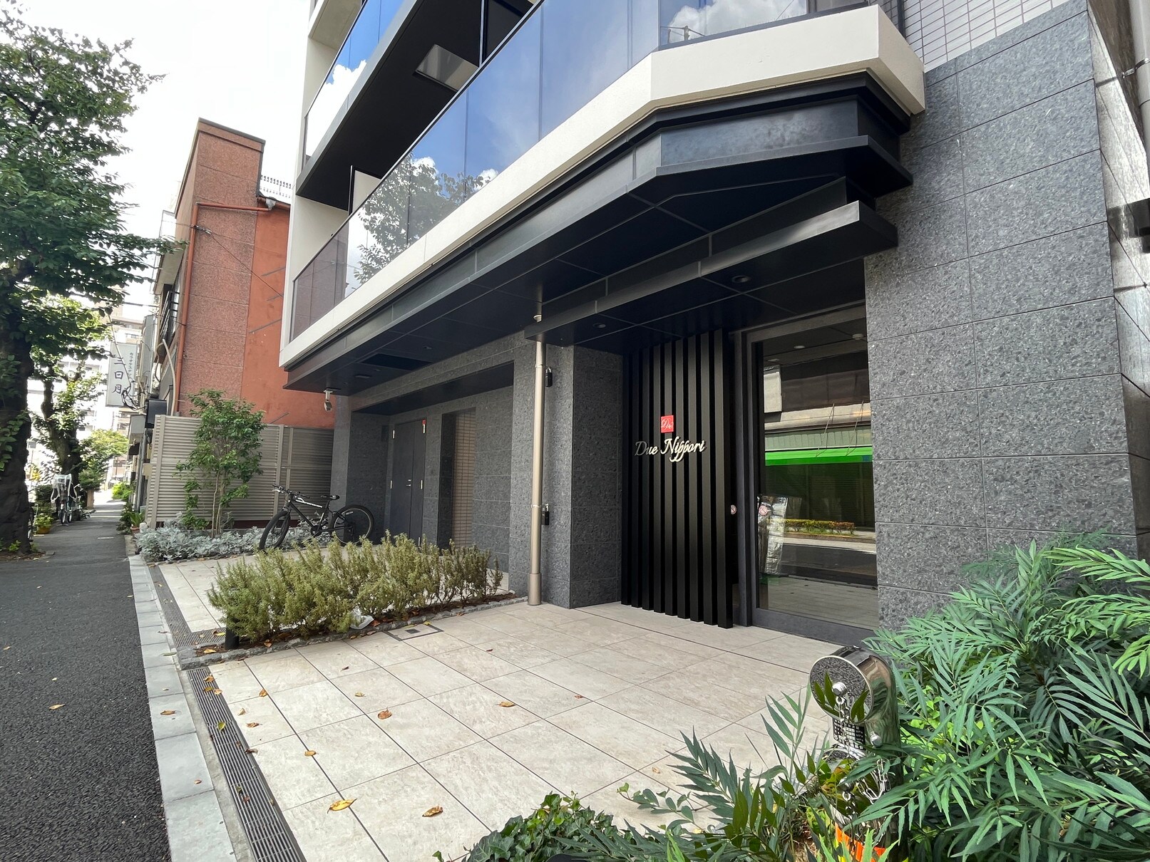 ドゥーエ日暮里の物件内観写真