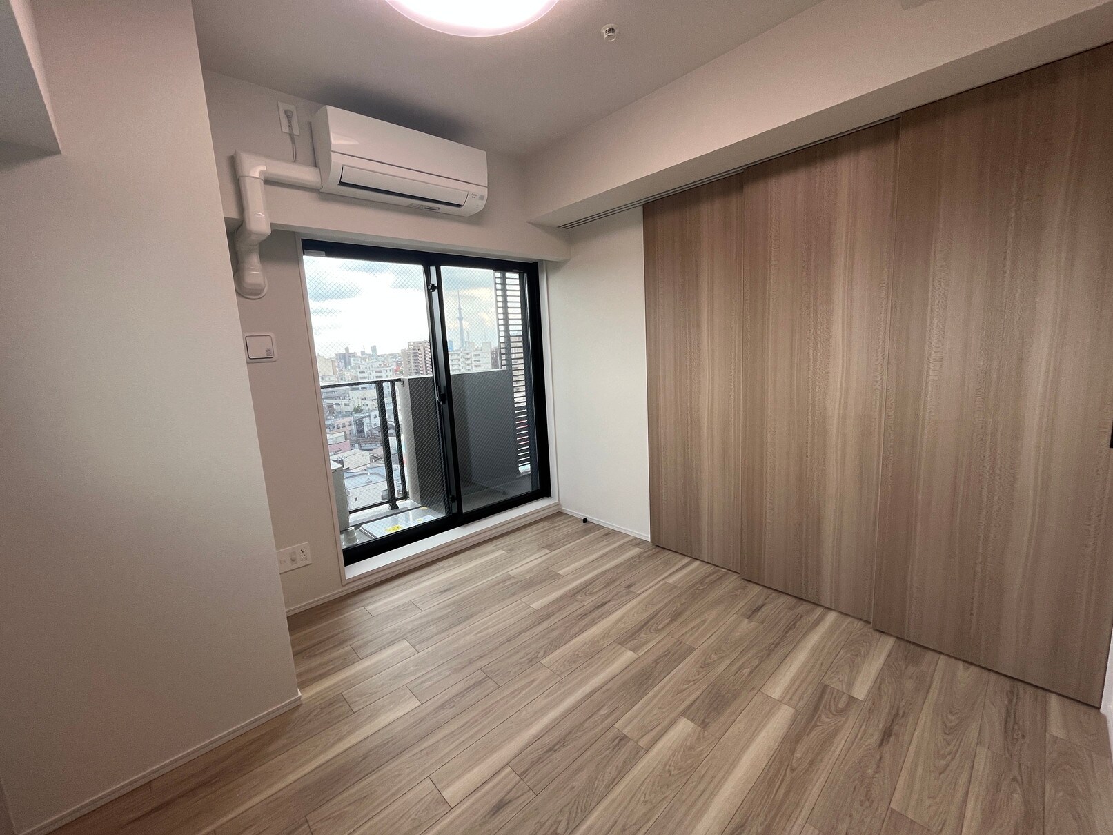 プライムアーバン西日暮里フロントの物件内観写真