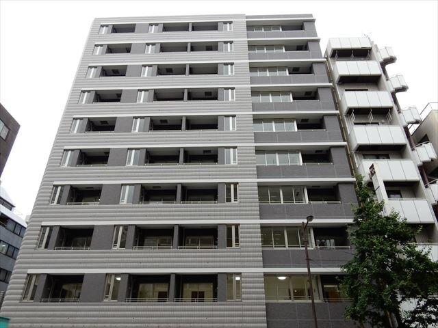 セレニティー神田の物件外観写真