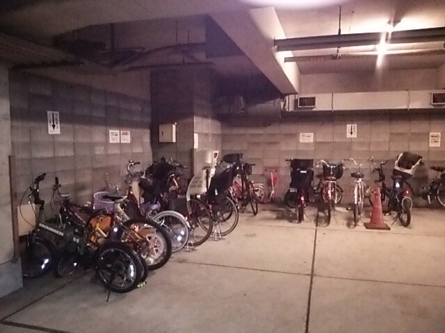 コロネード春日の物件内観写真