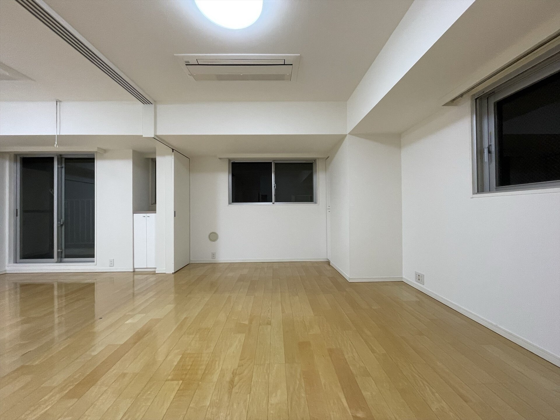 ナーベルお茶の水の物件内観写真