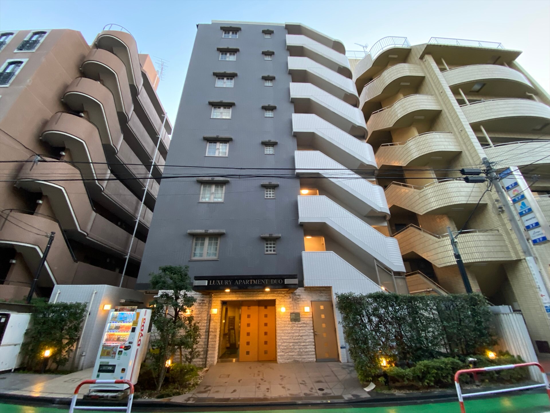 ラグジュアリーアパートメントデュオ神楽坂の物件外観写真