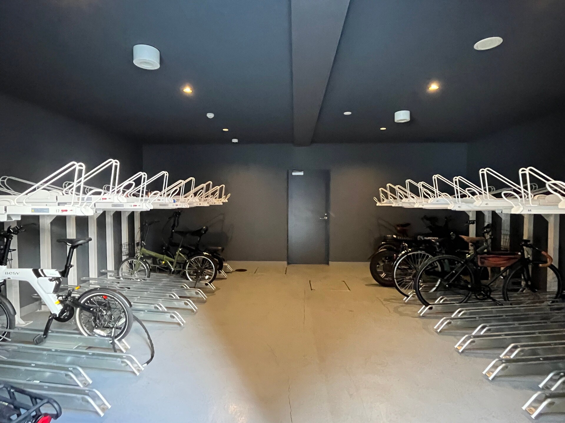 エスレジデンス新宿御苑(S-RESIDENCE新宿御苑)の物件内観写真