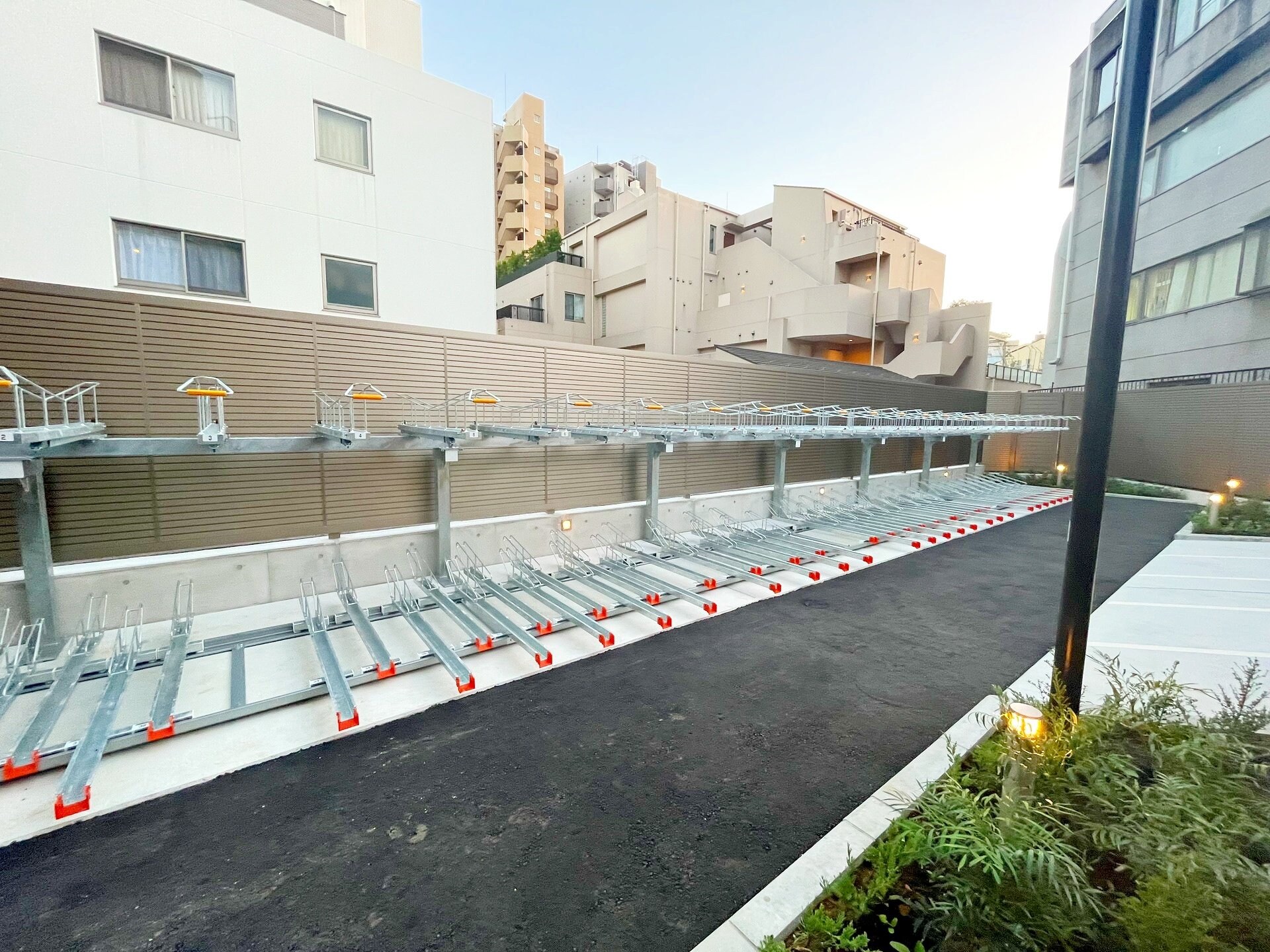 市谷台町坂フロントの物件内観写真