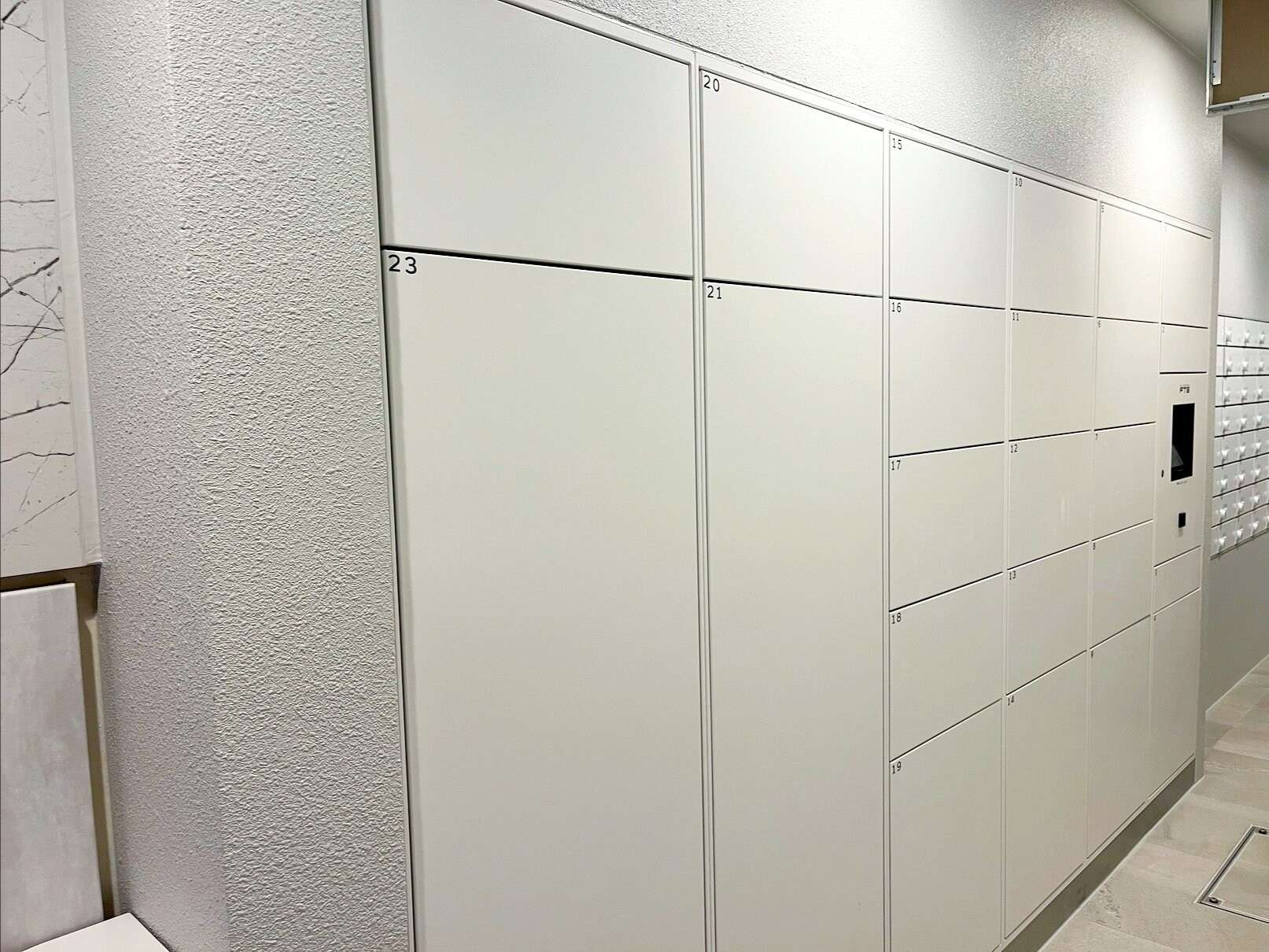 市谷台町坂フロントの物件内観写真