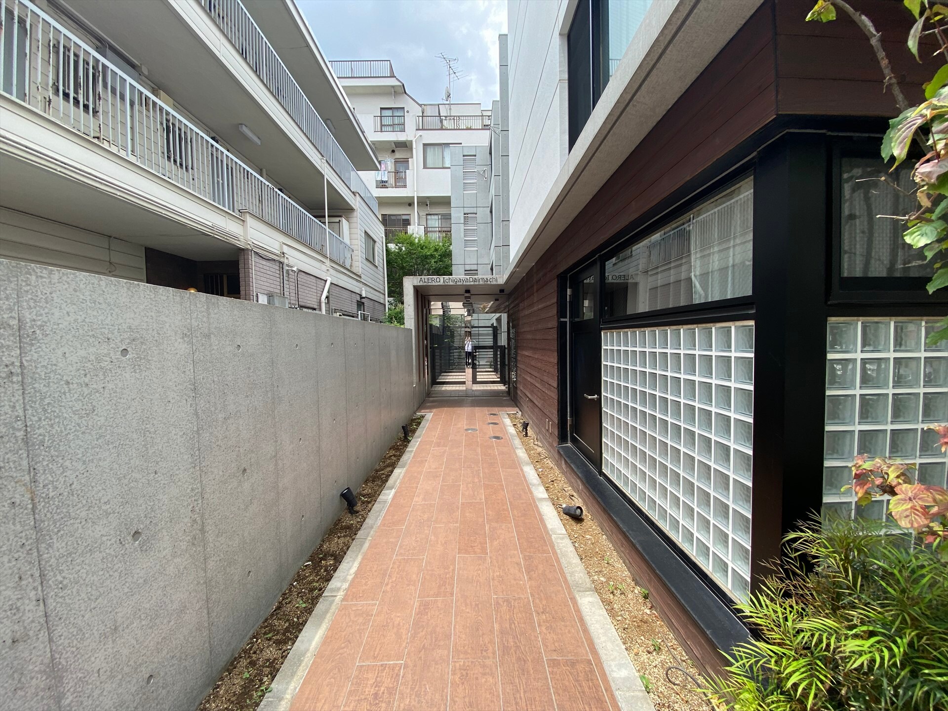 アレーロ市谷台町(ALERO市谷台町)の物件内観写真