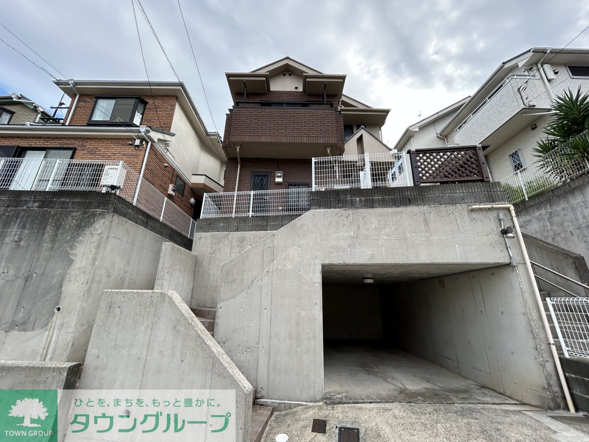 師岡町貸家の物件内観写真