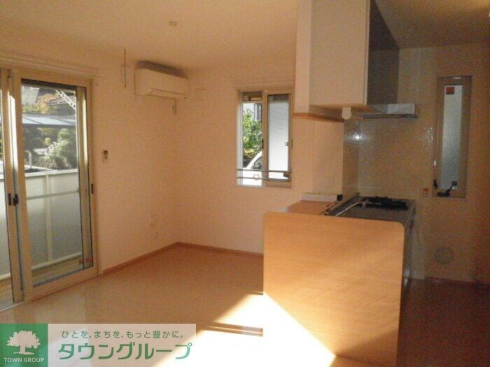 ペルーシェ B棟の物件内観写真