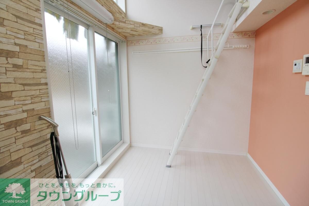 ユナイト鶴見バレンシアの丘の物件内観写真