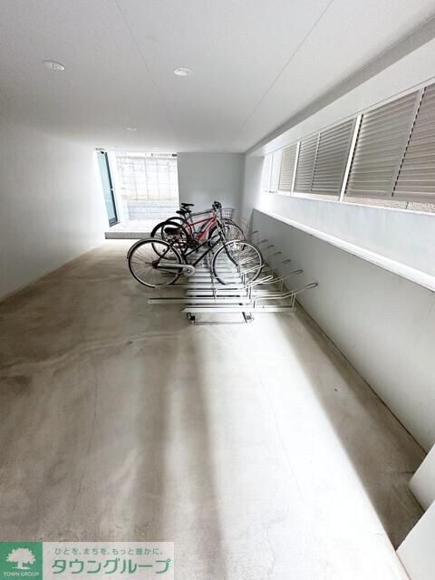 オモチアドオーヤマの物件内観写真