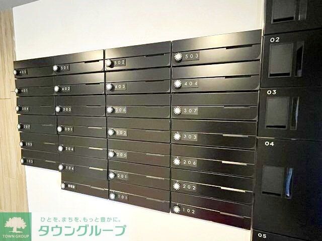 アルティザ氷川台の物件内観写真