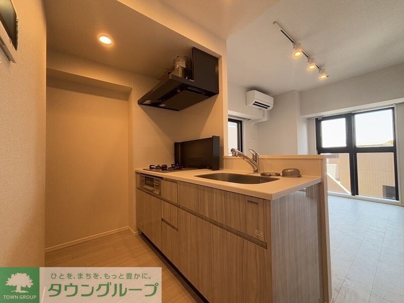 ルミーク三軒茶屋の物件内観写真