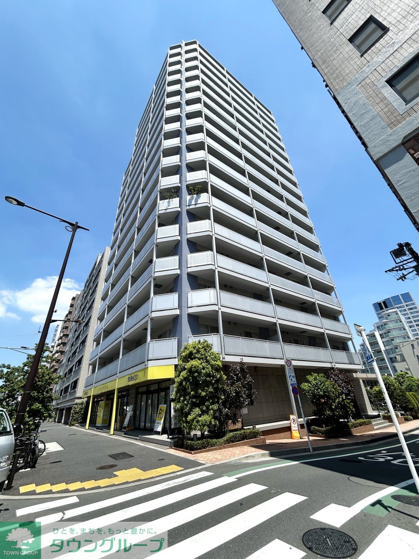 トレステージ目黒の物件外観写真