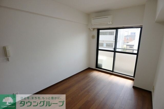 クリスタルグローブの物件内観写真