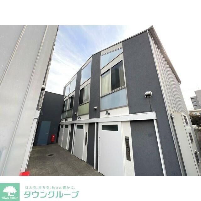 バイカーズアパートメントの物件外観写真