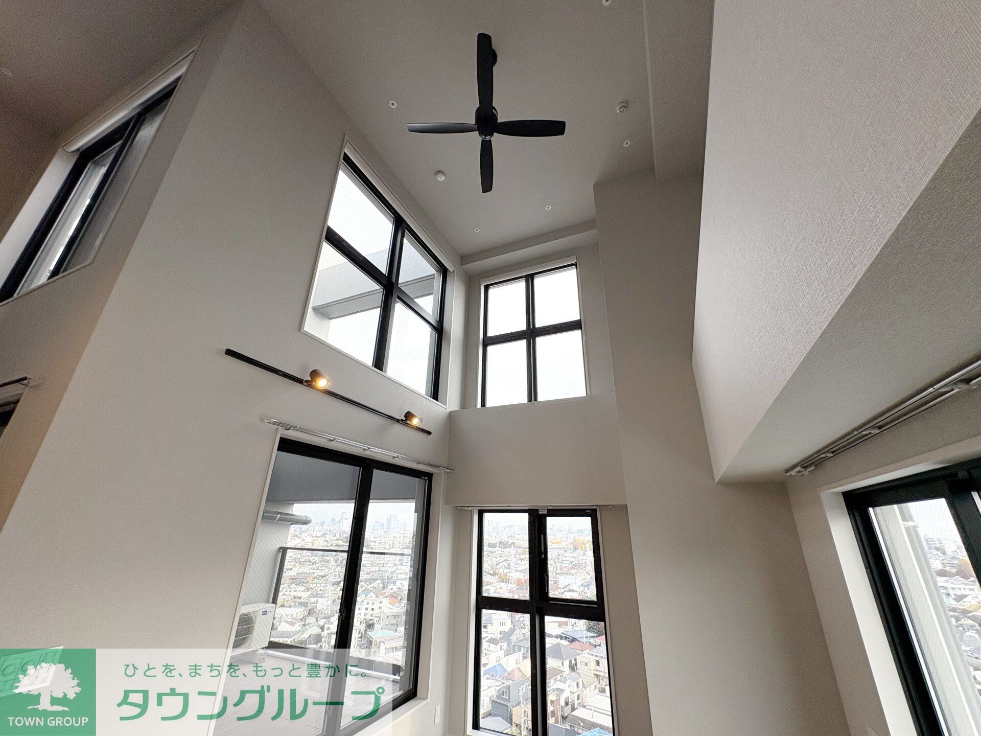 ルミーク三軒茶屋の物件内観写真