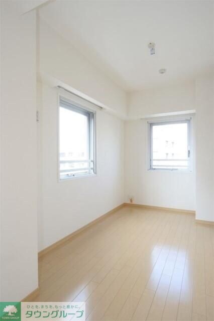 レジディア三軒茶屋の物件内観写真