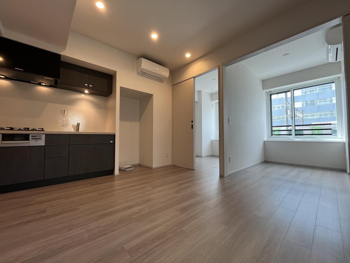 コスモグラシア池田山の物件内観写真