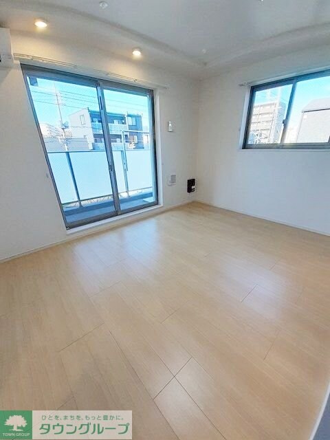 ロワモンターニュの物件内観写真