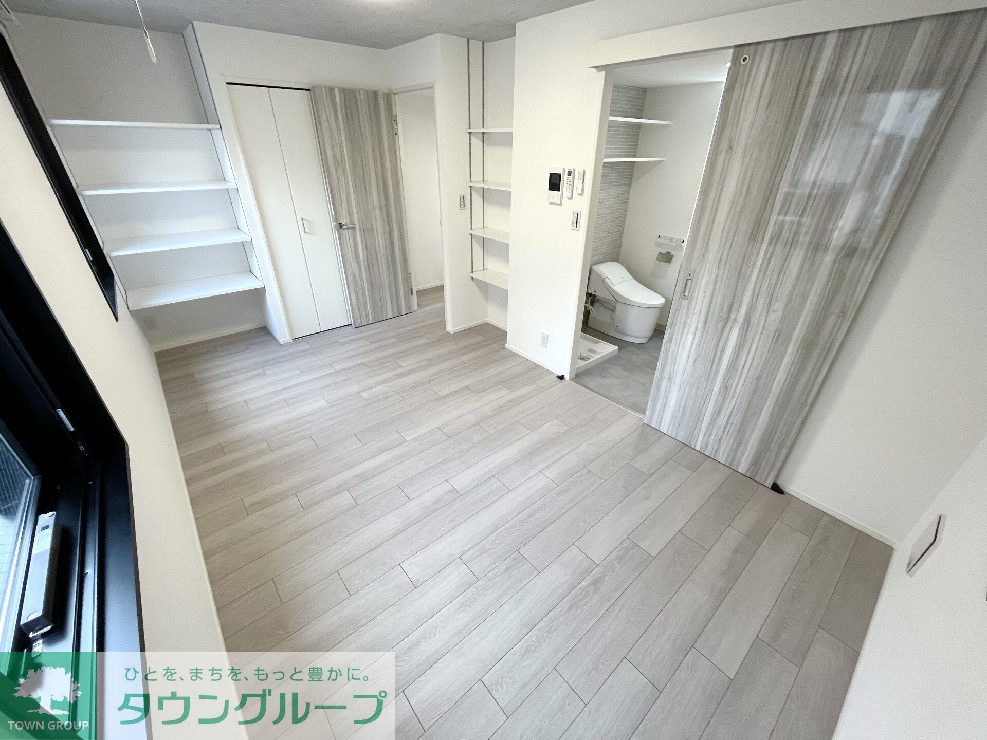 STRIPES 不動前の物件内観写真