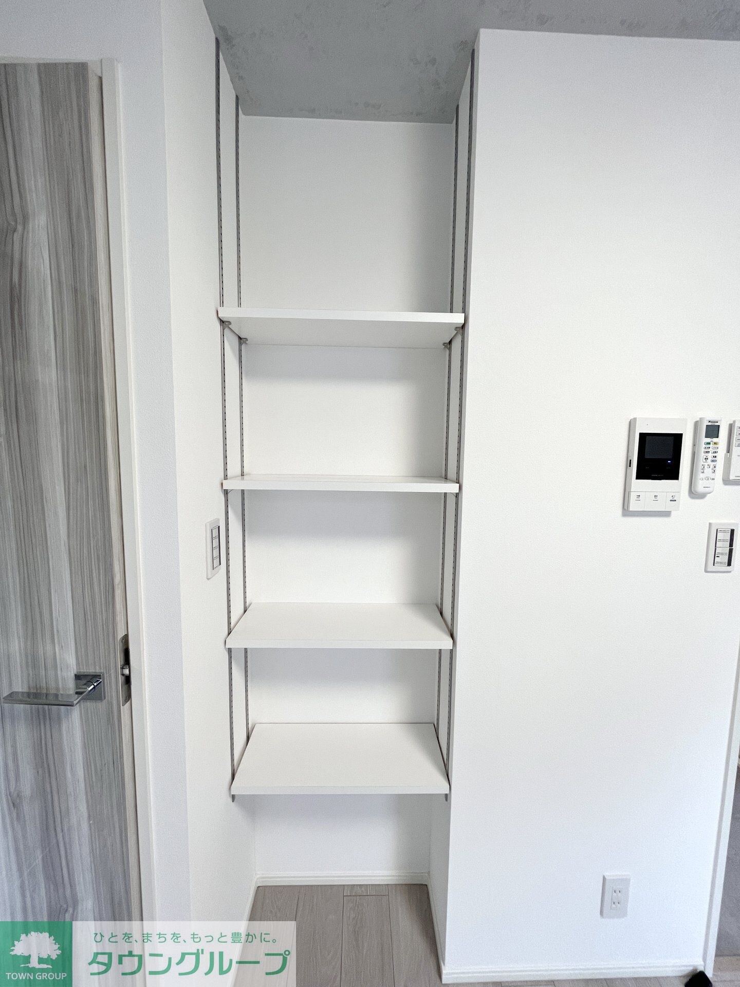 STRIPES 不動前の物件内観写真