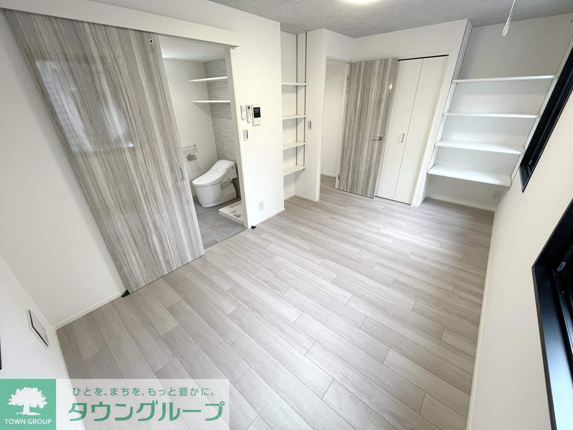 STRIPES 不動前の物件内観写真