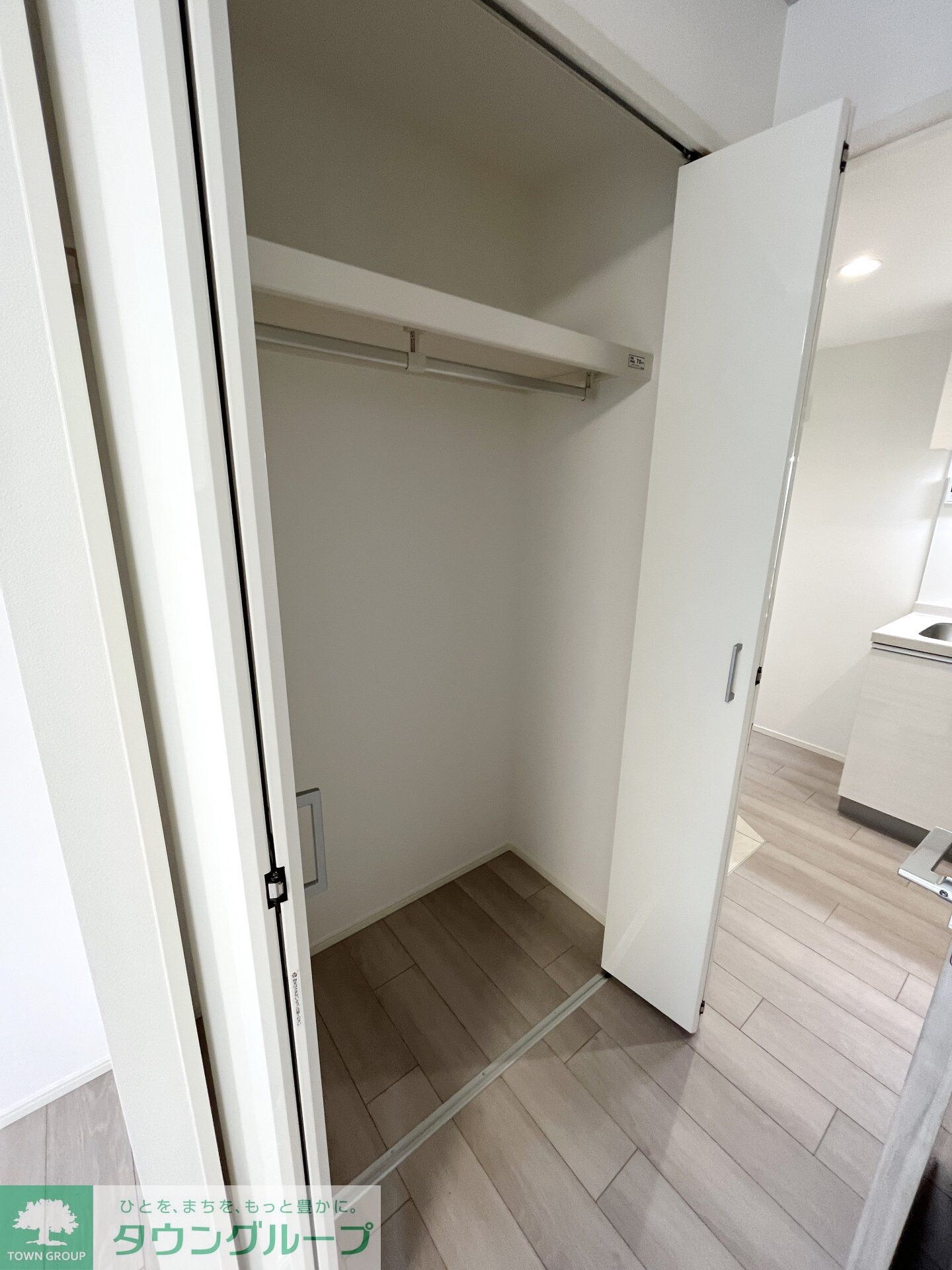 STRIPES 不動前の物件内観写真