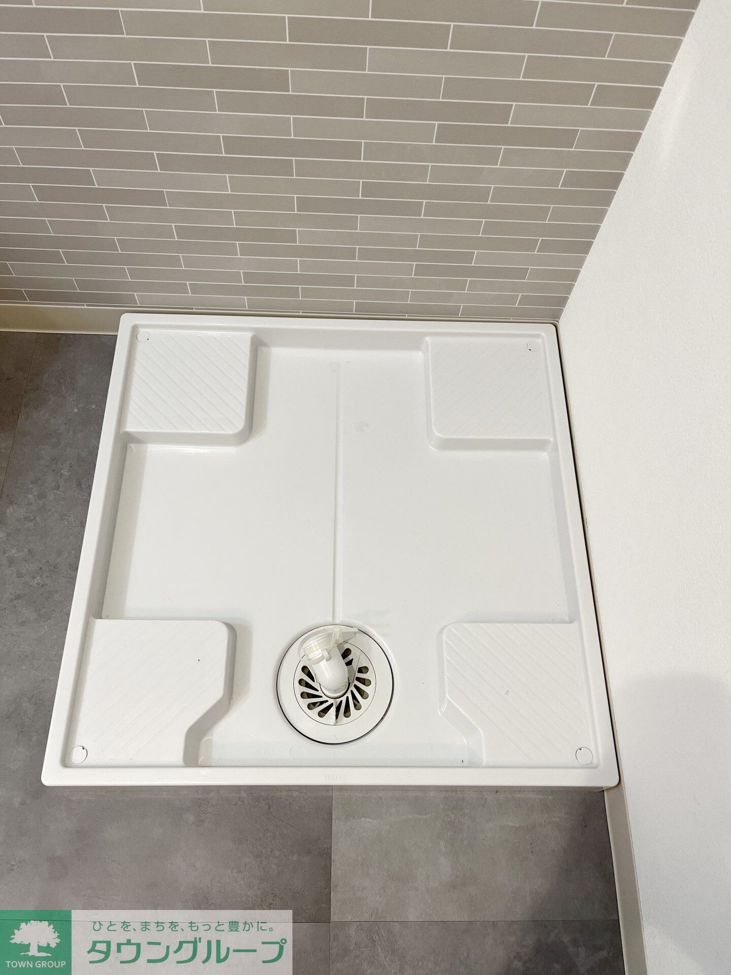 STRIPES 不動前の物件内観写真