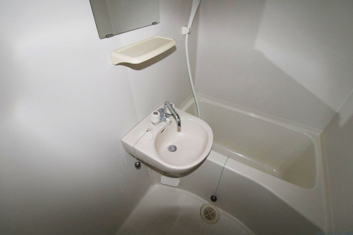 レオパレスエミの物件内観写真